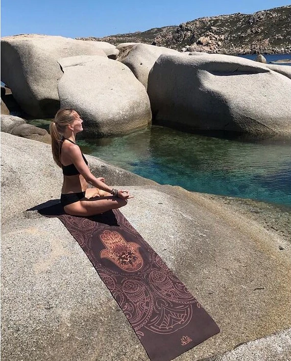 Designová podložka na jógu HAMSA